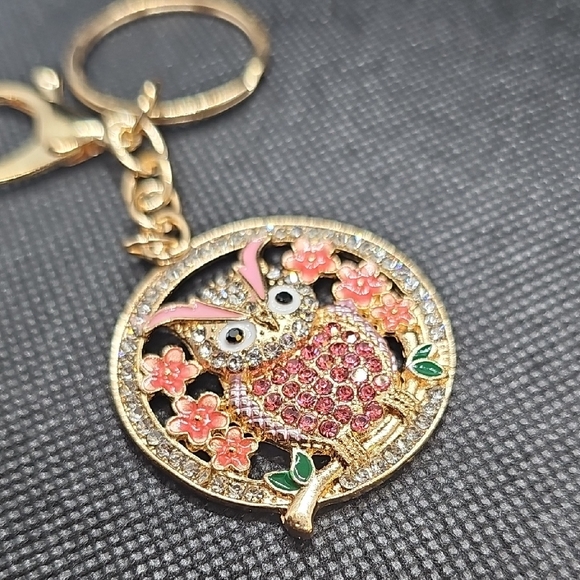 Gold and Red Owl Keychain - Picture 5 of 6
